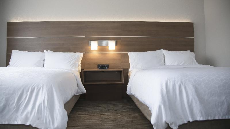 Express & North By Ihg Colorado Springs