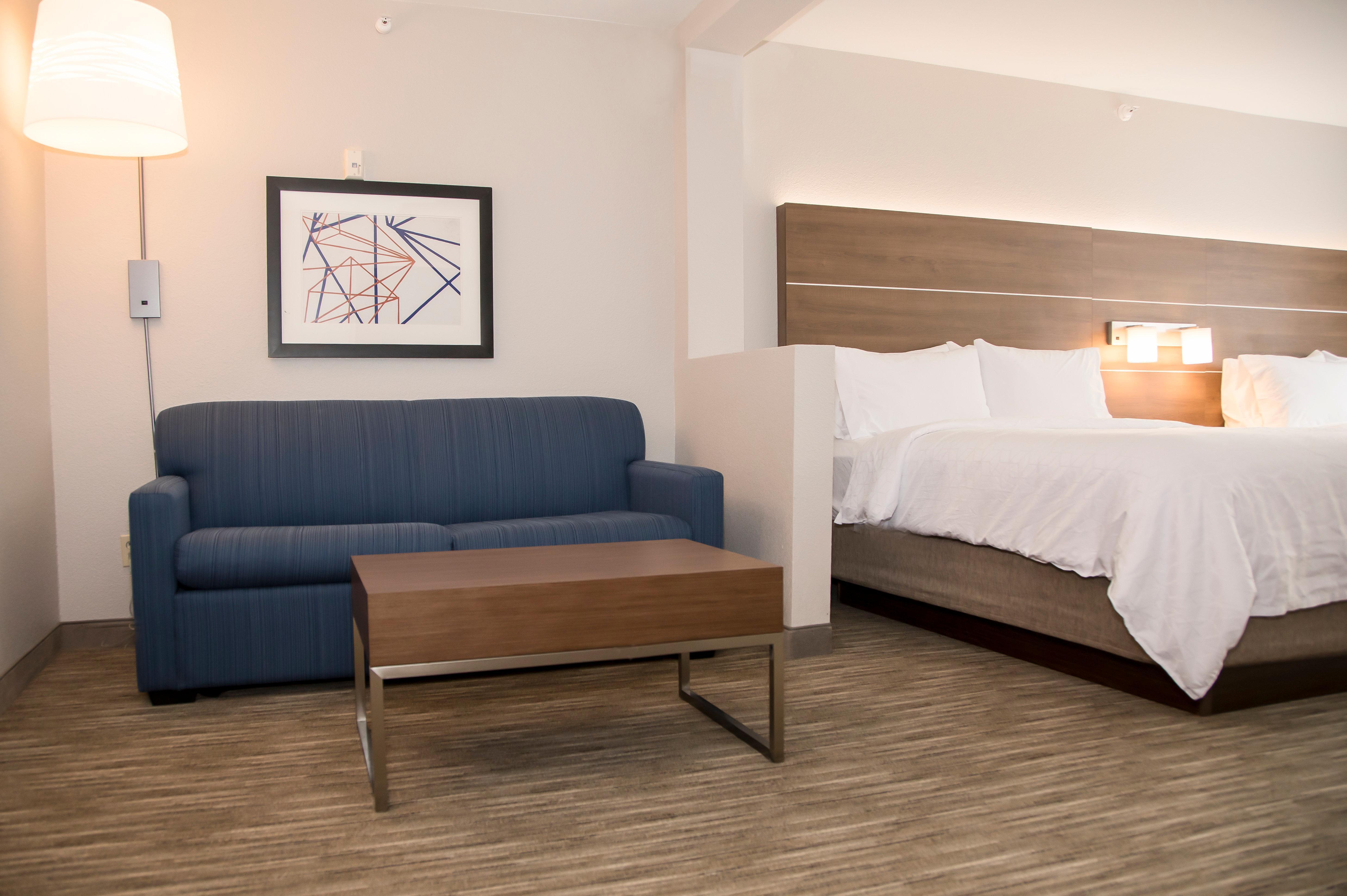 Express & North By Ihg Colorado Springs